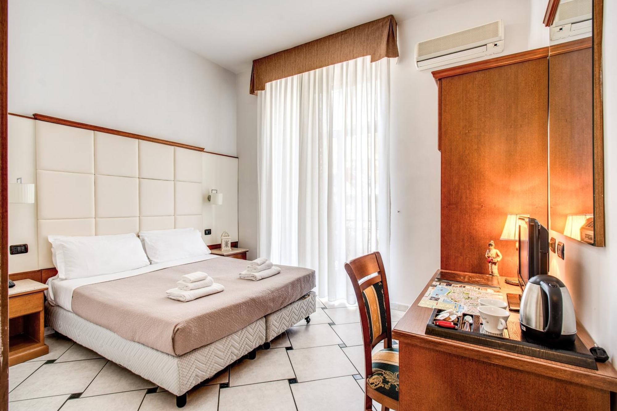 Garibaldi Suite Неаполь Экстерьер фото