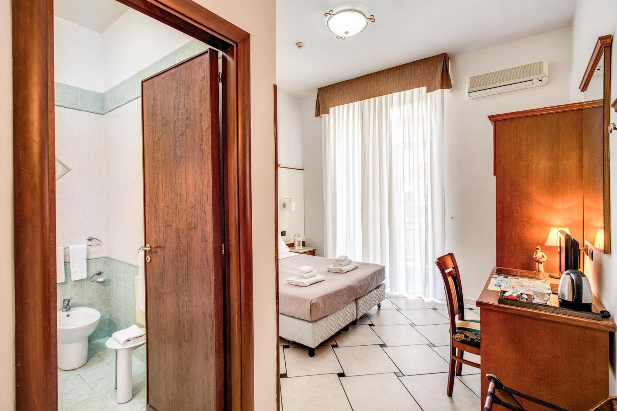 Garibaldi Suite Неаполь Экстерьер фото